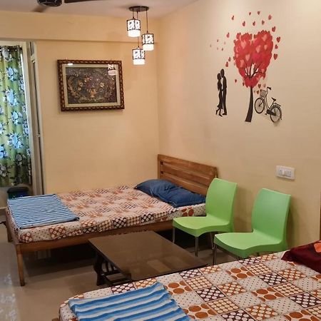 Godwill Kimo Guest House Seraulim Madgaon Esterno foto
