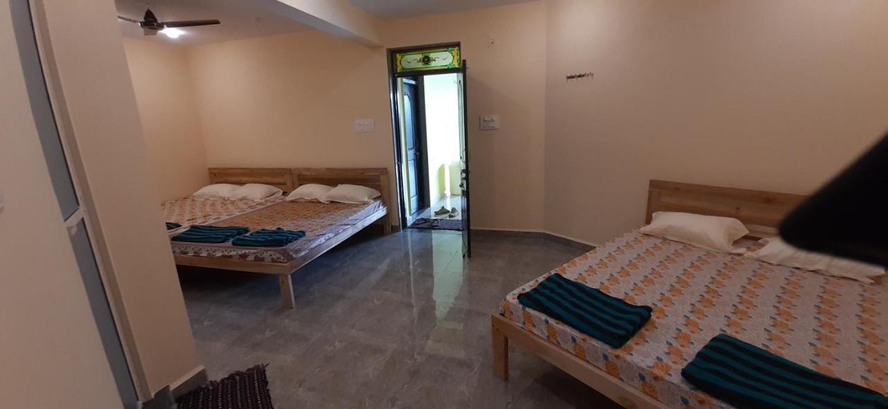 Godwill Kimo Guest House Seraulim Madgaon Esterno foto