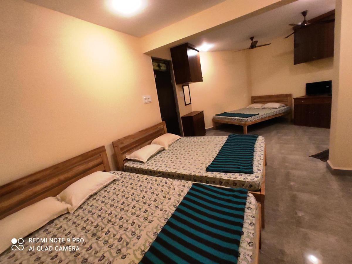 Godwill Kimo Guest House Seraulim Madgaon Esterno foto