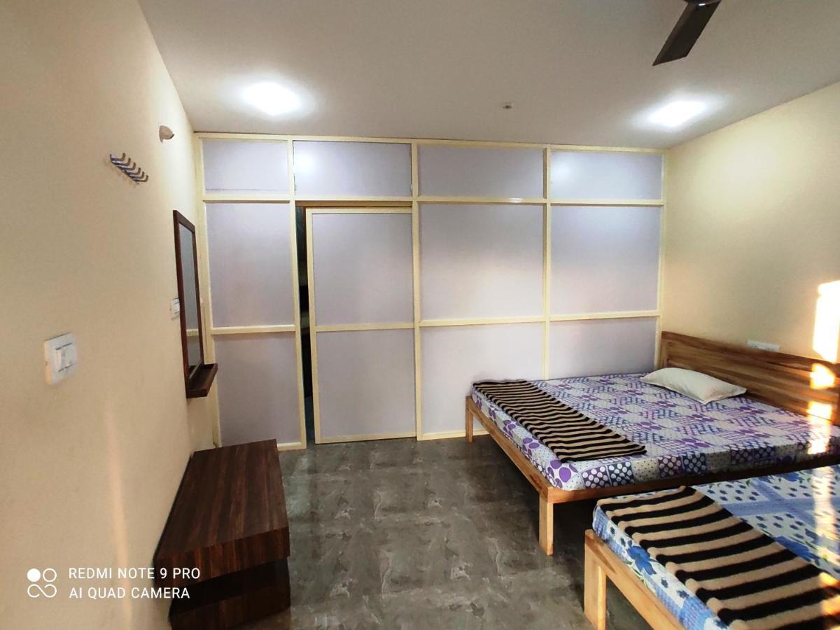 Godwill Kimo Guest House Seraulim Madgaon Esterno foto