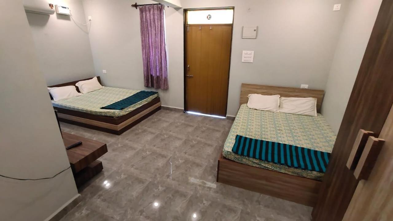 Godwill Kimo Guest House Seraulim Madgaon Esterno foto