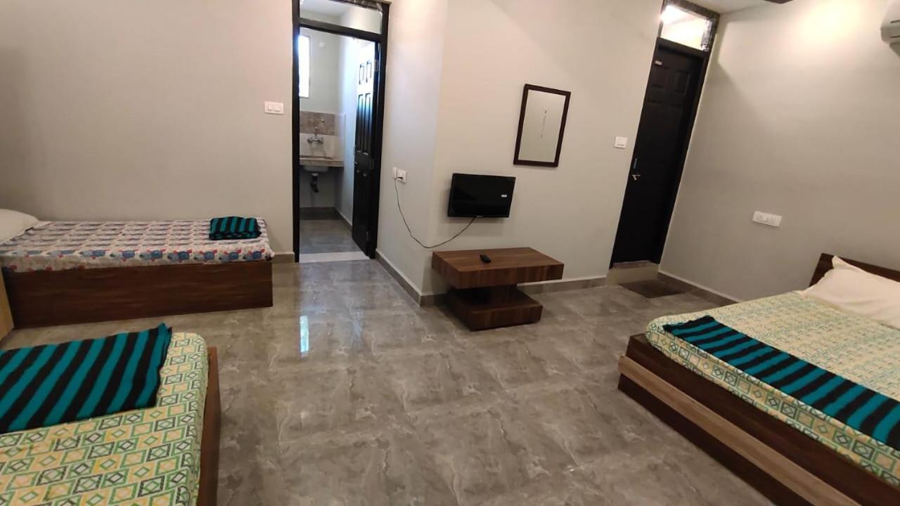 Godwill Kimo Guest House Seraulim Madgaon Esterno foto