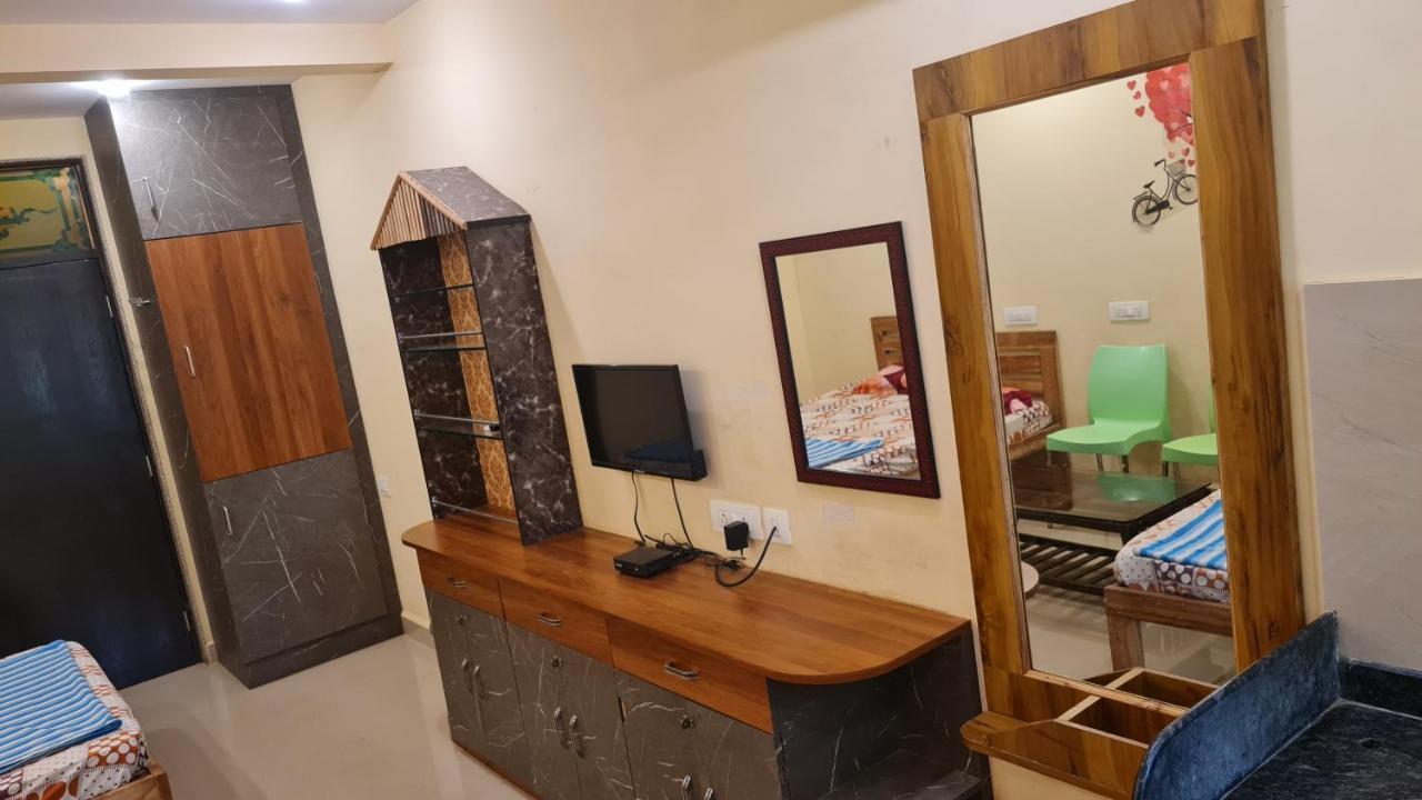 Godwill Kimo Guest House Seraulim Madgaon Esterno foto