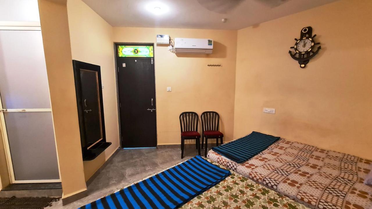 Godwill Kimo Guest House Seraulim Madgaon Esterno foto