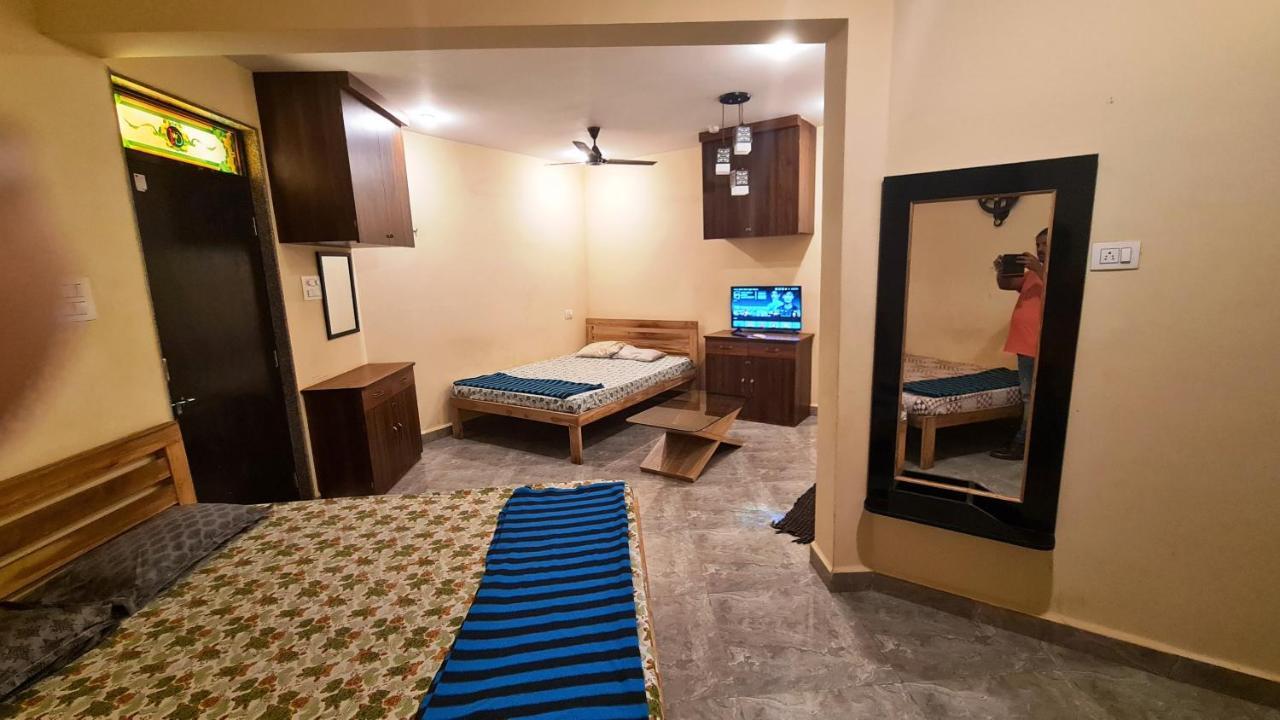 Godwill Kimo Guest House Seraulim Madgaon Esterno foto