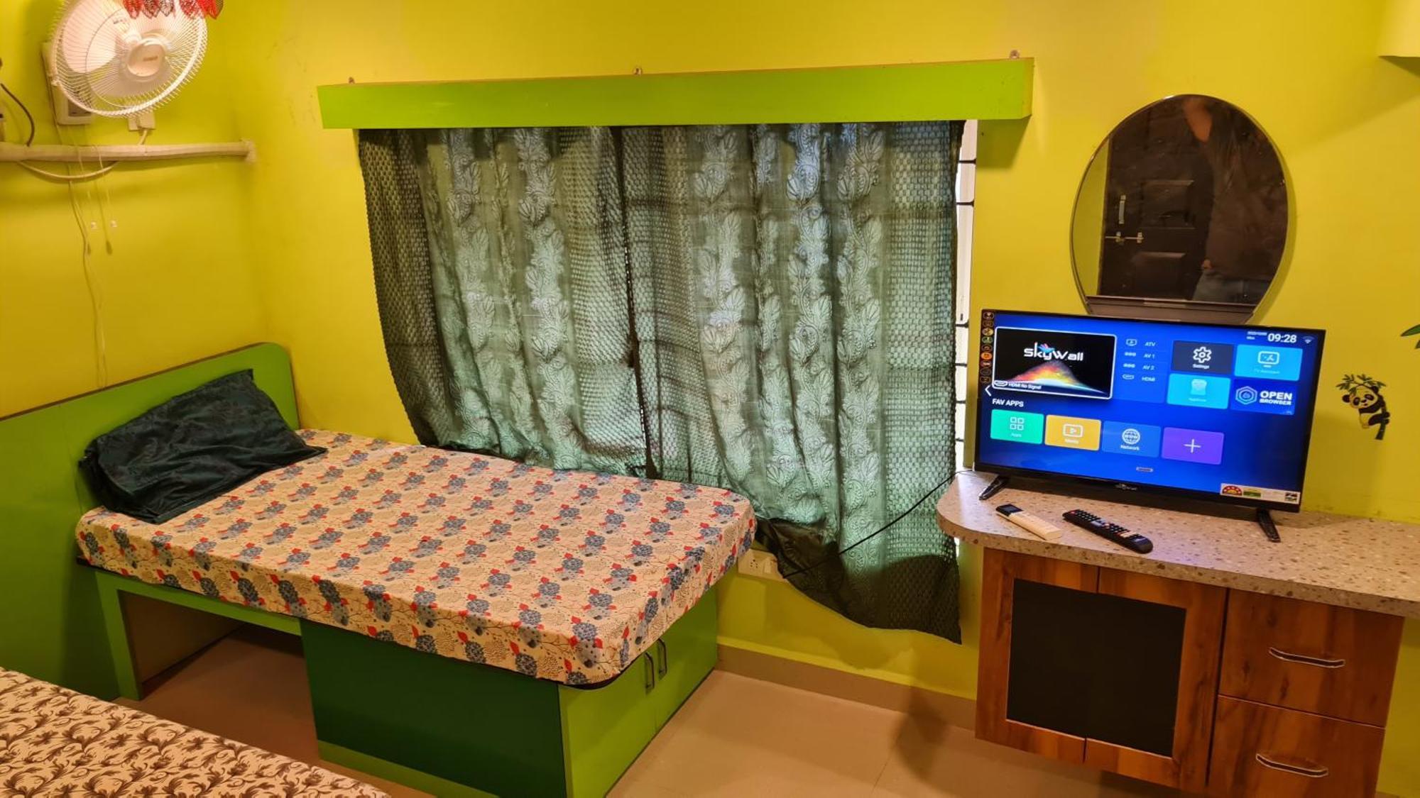 Godwill Kimo Guest House Seraulim Madgaon Esterno foto